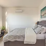 Luxurious In Glavina Donja