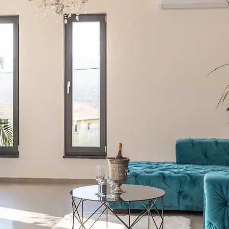 Дом отдыха Luxurious In Glavina Donja *